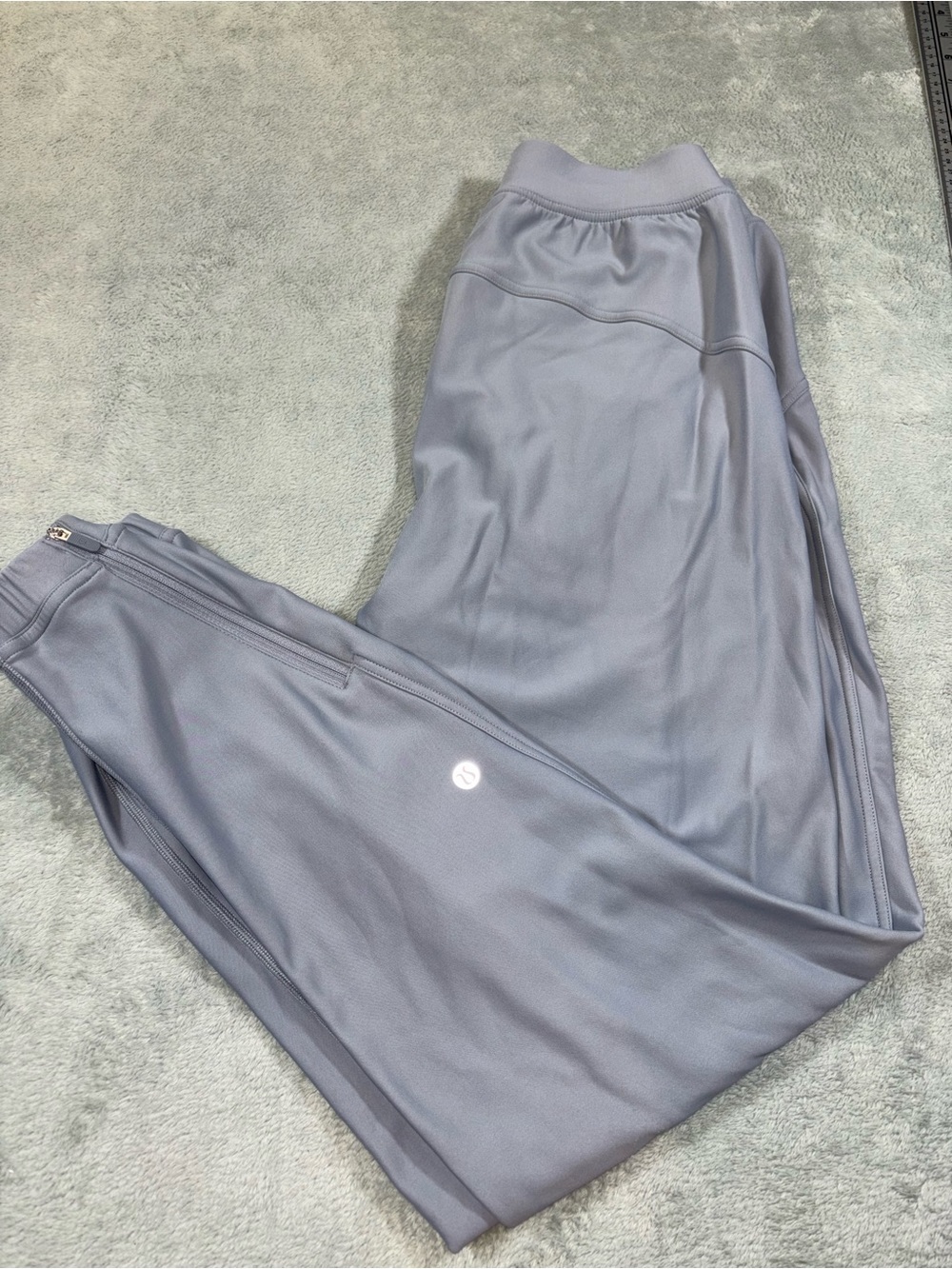 lululemon Light Grey Jogging Pants Zipper Ankle Size 6
